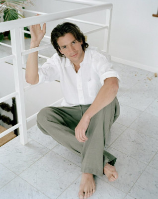 Santiago Cabrera pic #596360