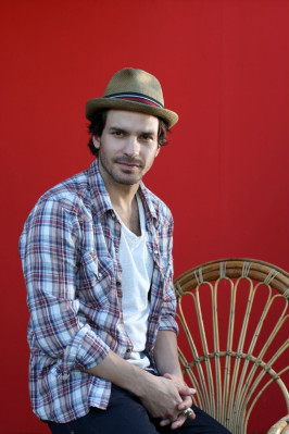 Santiago Cabrera pic #596361