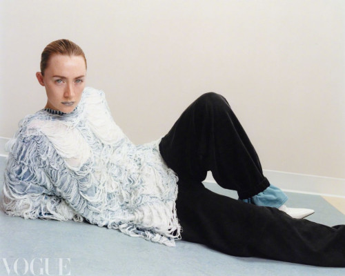 photo 8 in Saoirse Ronan gallery [id1343680] 2024-02-10 00:00:00