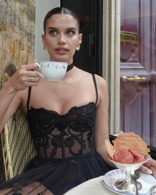 photo 9 in Sara Sampaio gallery [id1331772] 2023-08-16 00:00:00