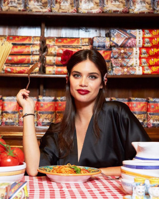 photo 21 in Sara Sampaio gallery [id967150] 2017-09-30 00:00:00
