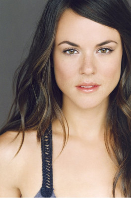 Sarah Butler pic #607090