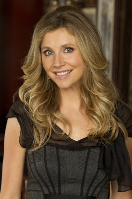 Sarah Chalke pic #374032