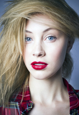 Sarah Gadon pic #577592