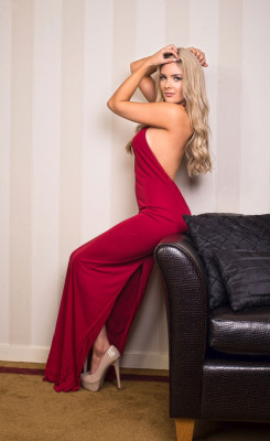 Sarah Harris pic #817459