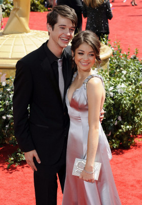 photo 6 in Sarah Hyland gallery [id295000] 2010-10-13 00:00:00