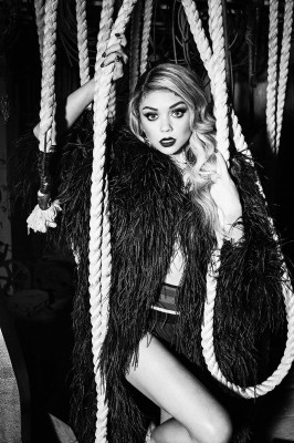 Sarah Hyland pic #764110