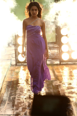photo 22 in Sarah-Jane Dias  gallery [id553641] 2012-11-19 00:00:00