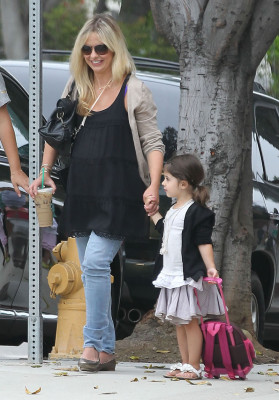 photo 4 in Sarah Michelle Gellar gallery [id532593] 2012-09-18 00:00:00