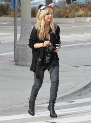 photo 28 in Sarah Michelle Gellar gallery [id550112] 2012-11-10 00:00:00