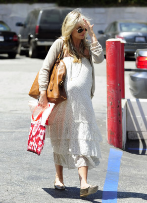 photo 9 in Sarah Michelle Gellar gallery [id521724] 2012-08-12 00:00:00