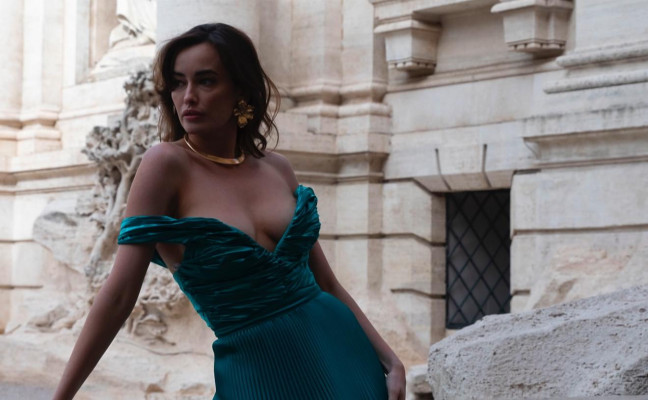 Sarah Stephens for L’IDÉE EMPRESS collection