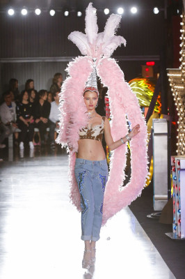 Sasha Luss pic #942047