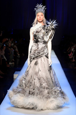 Sasha Luss pic #950230