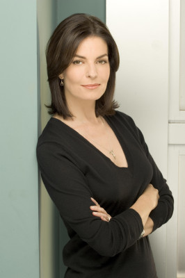 photo 14 in Sela Ward gallery [id274249] 2010-08-02 00:00:00