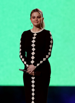 Selena Gomez pic #1254659