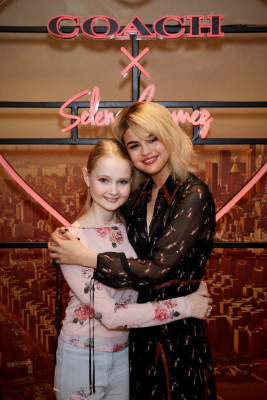 Selena Gomez pic #987613
