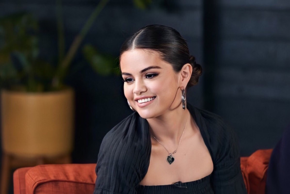 Selena Gomez pic #1198511