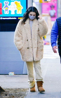 Selena Gomez pic #1246257