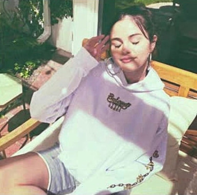 Selena Gomez pic #1221383