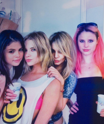Selena Gomez pic #458600