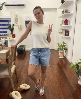 Selena Gomez pic #1309215