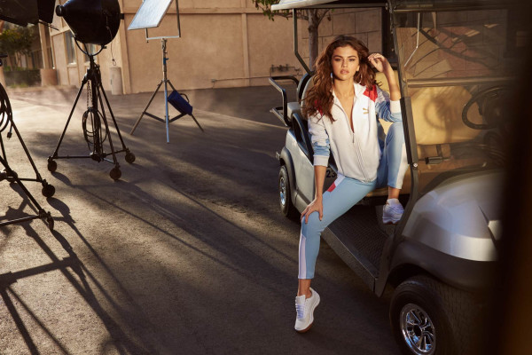 Selena Gomez pic #1055708