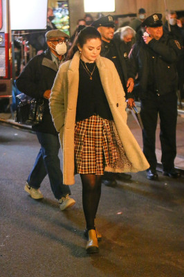 photo 3 in Selena Gomez gallery [id1253172] 2021-04-20 00:00:00