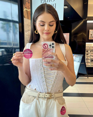 photo 13 in Selena Gomez gallery [id1338482] 2023-12-11 00:00:00