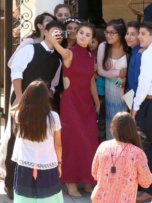 Selena Gomez pic #927044