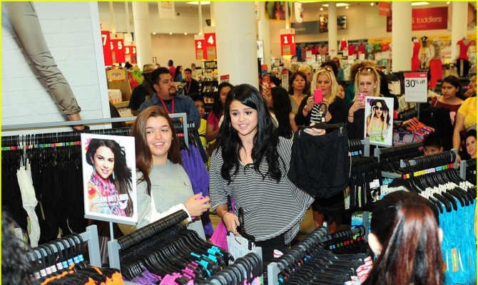 Selena Gomez pic #482242