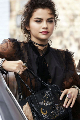 Selena Gomez pic #1060688