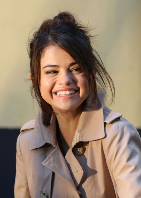 Selena Gomez pic #963097