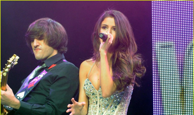photo 14 in Selena Gomez gallery [id378568] 2011-05-17 00:00:00
