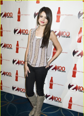 Selena Gomez pic #315744