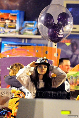 Selena Gomez pic #448046