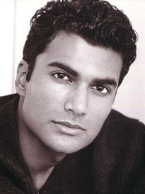 Sendhil Ramamurthy pic #509367