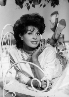 Senta Berger pic #499377