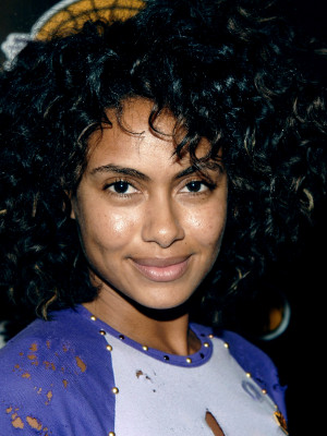 Shakara Ledard pic #1080284