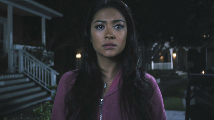Shay Mitchell pic #781658