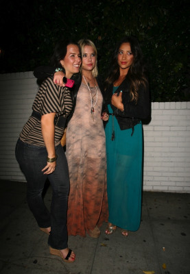 Shay Mitchell pic #774287