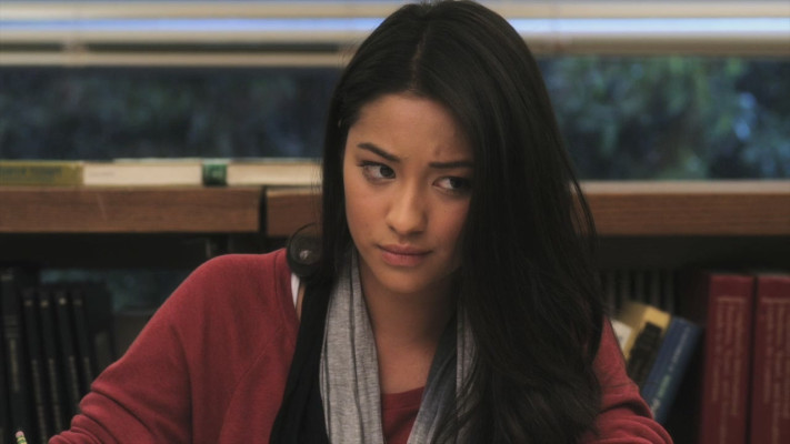 Shay Mitchell pic #785529