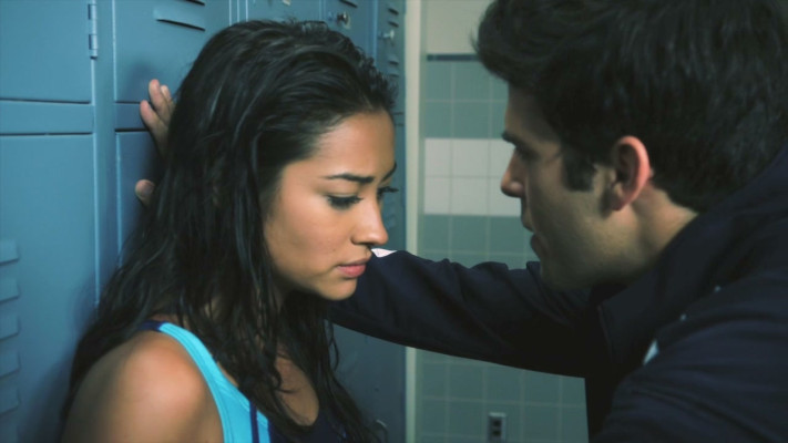 Shay Mitchell pic #771683