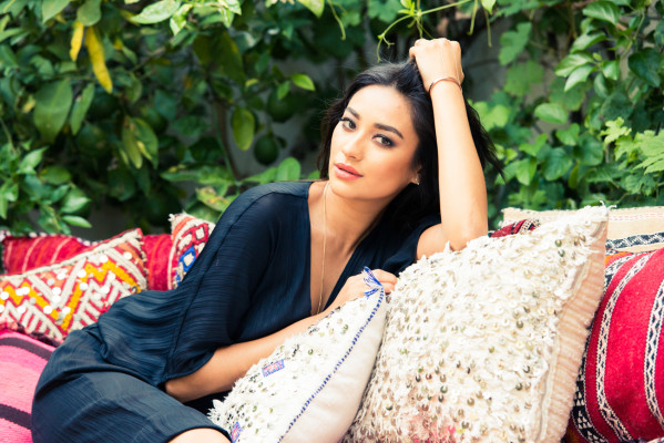 Shay Mitchell pic #792809