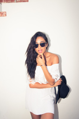 Shay Mitchell pic #793566