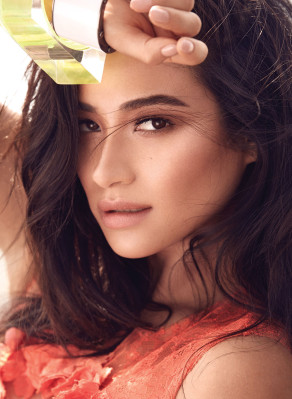 Shay Mitchell pic #846317