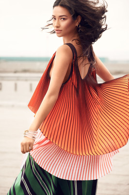 Shay Mitchell pic #855958