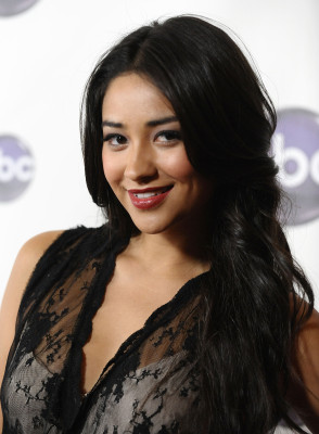 photo 29 in Shay Mitchell gallery [id335443] 2011-01-31 00:00:00