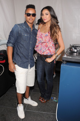 Shay Mitchell pic #519751