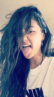 Shay Mitchell pic #904334